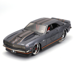 Автомоделі - Автомодель Maisto Harley-Davidson Custom 1968 Chevrolet Camaro Z/28 (32160/32273)