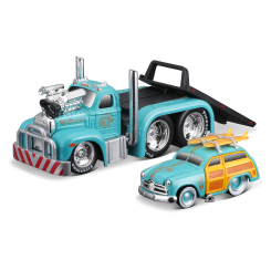 Транспорт і спецтехніка - Ігровий набір Maisto Muscle machines Трейлер-транспортер та машинка 1953 Mack B-61 Flatbed та 1950 Ford Woody (11532/1)