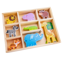 Развивающие игрушки - Игровой набор New classic toys Животные в коробке Сафари (11851)