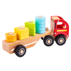 Розвивальні іграшки - Дерев'яний сортер New classic toys Вантажівка з фігурами (11965)