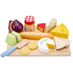 Дитячі кухні та побутова техніка - Ігровий набір New classic toys Сирна дошка (10576)
