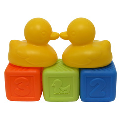 Іграшки для ванни - Набір іграшок для ванної Кубики і качечки Baby Team (8851)