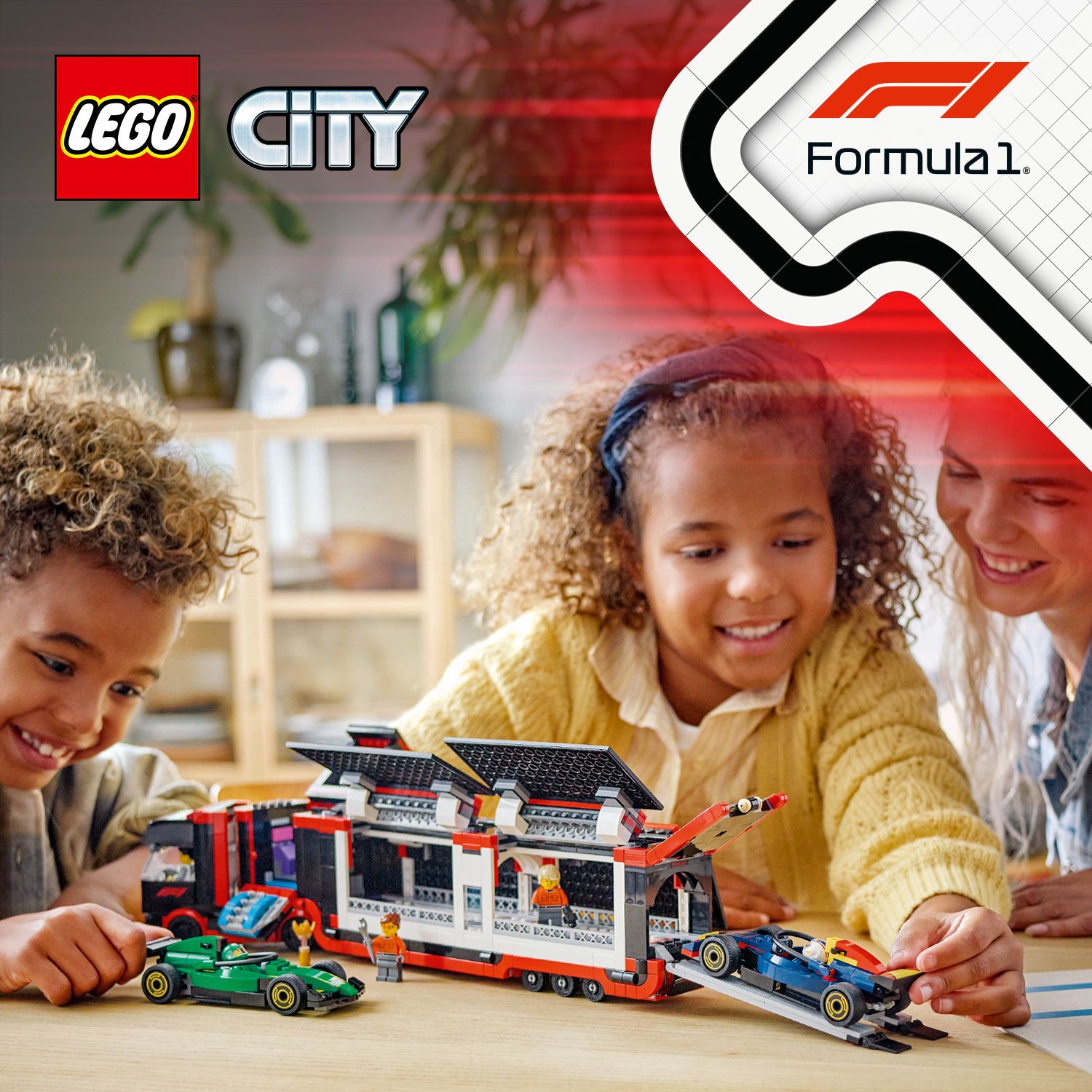 Игрушечный грузовик-транспортер LEGO® F1® 