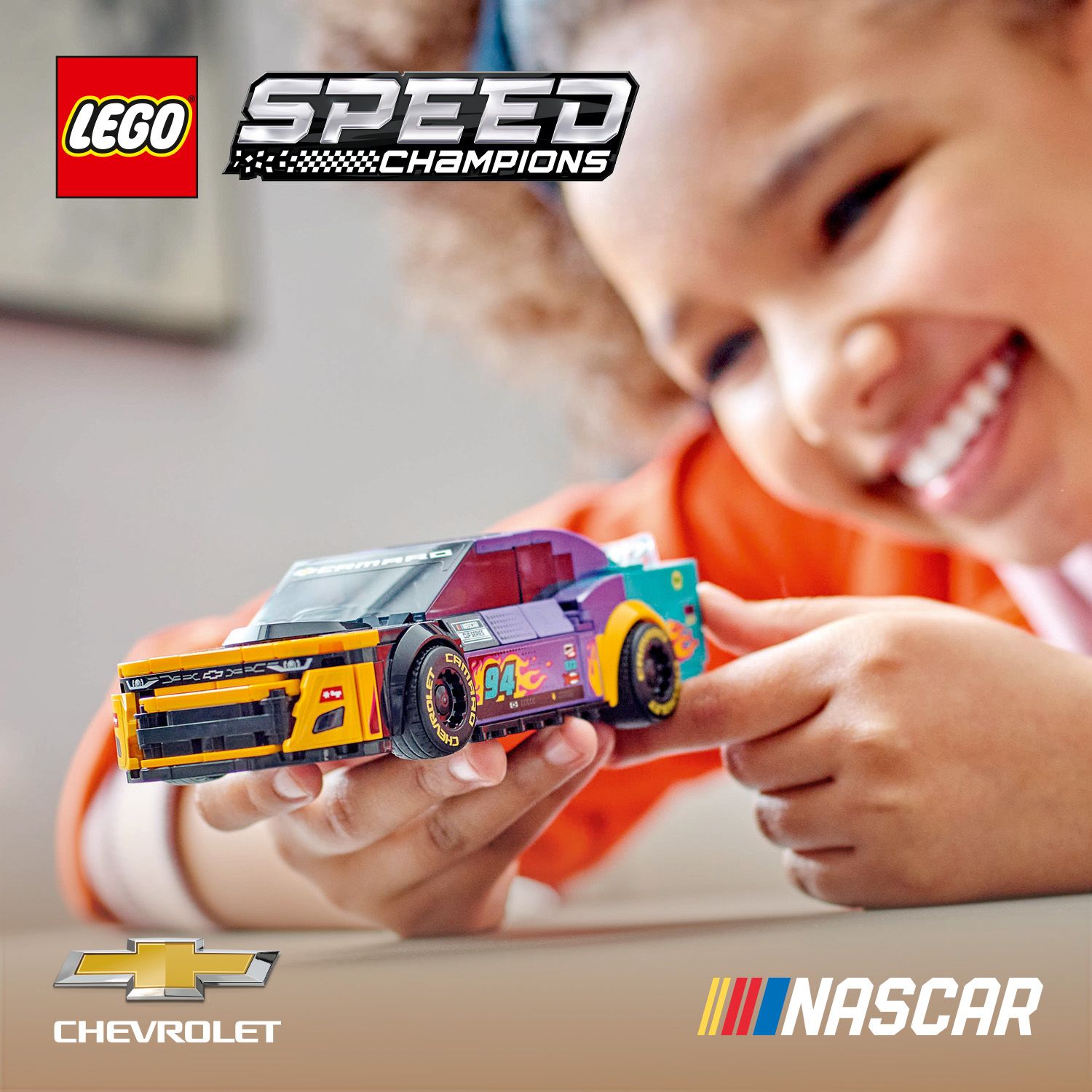 Побудуйте іграшковий автомобіль NASCAR® з кубиків LEGO®