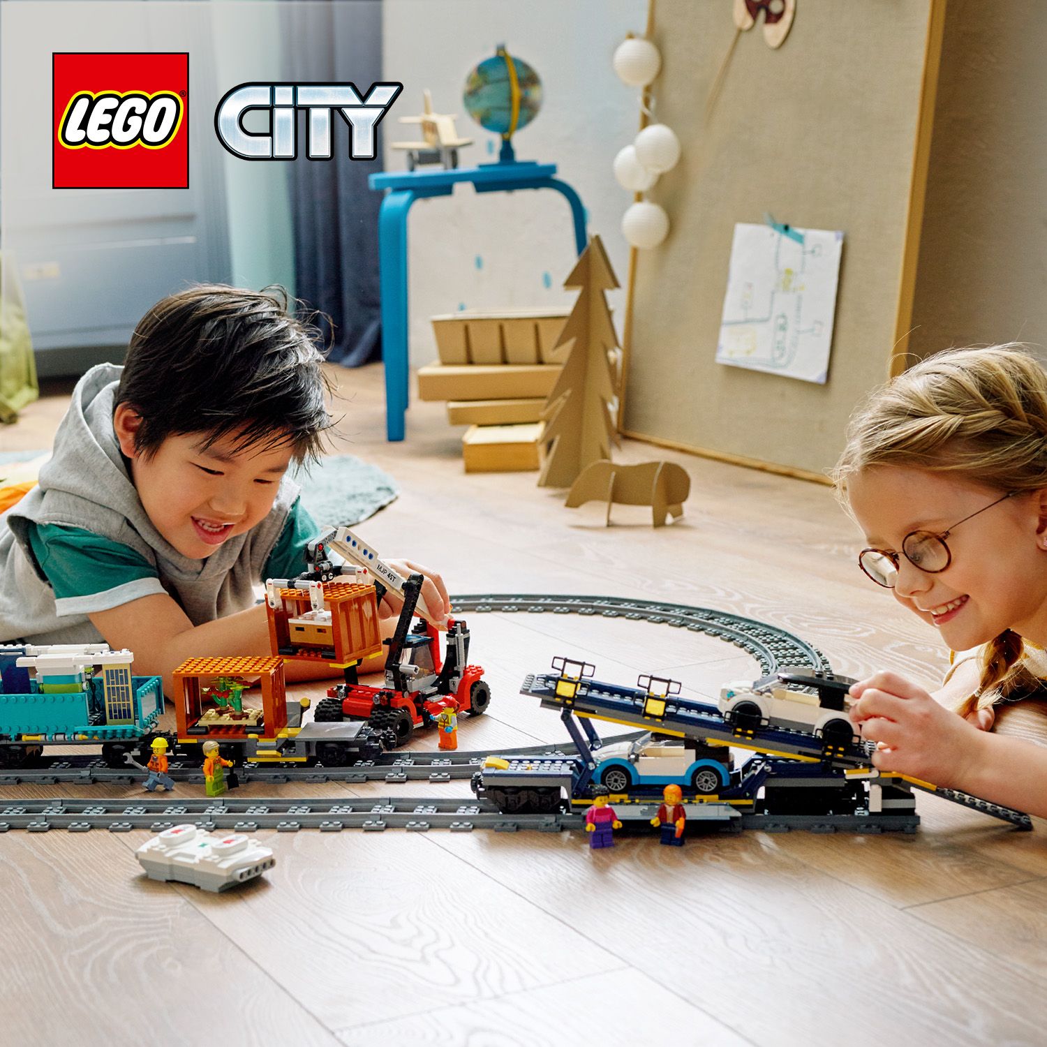 Набір вантажних потягів LEGO® City