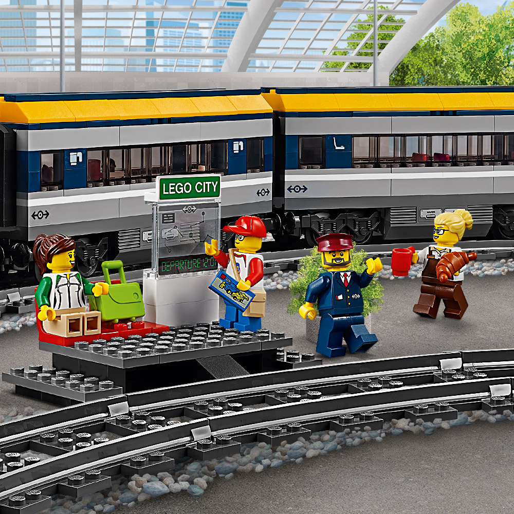 В набор входят 4 минифигурки LEGO®.