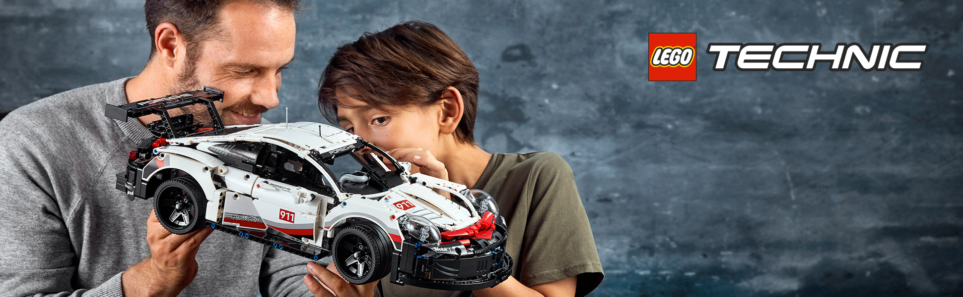 Створіть репліку Porsche 911 RSR