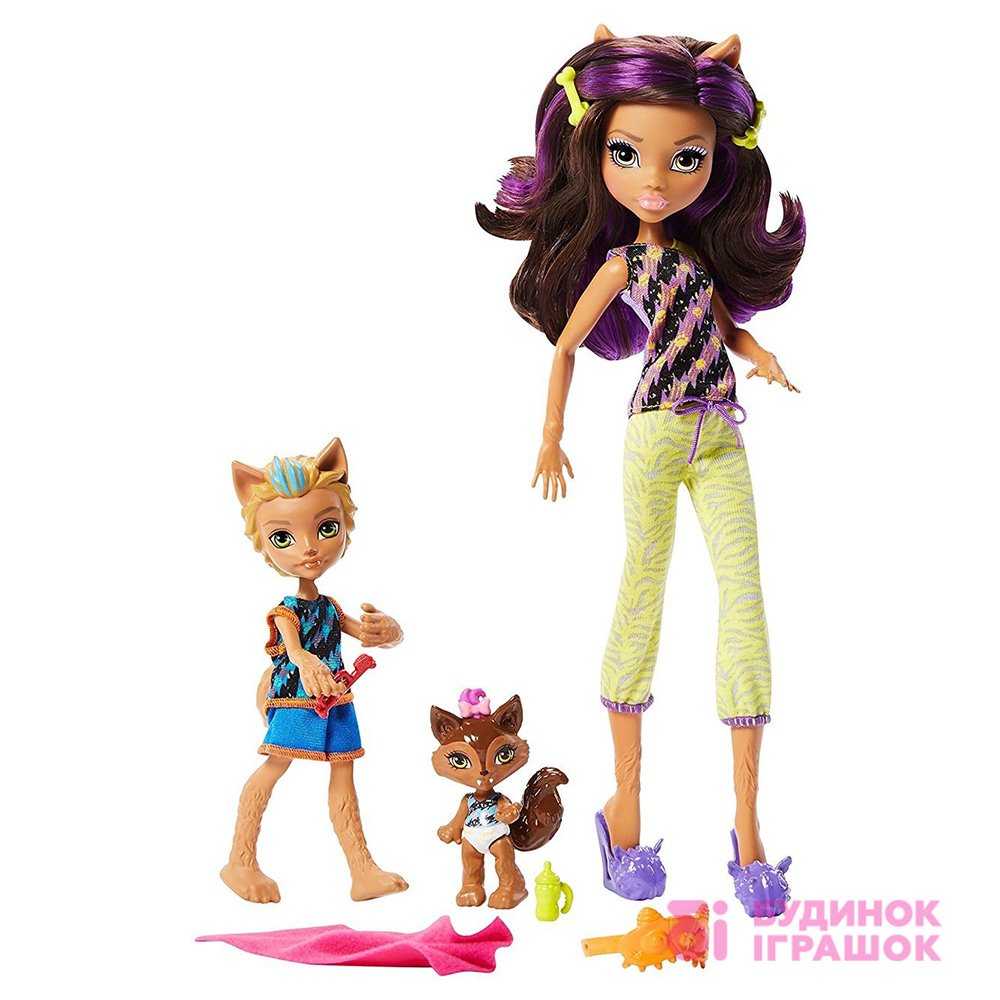 

Набор Monster High Monster Family Клодин, Бейкер и Веред Вульфы (FCV80/FCV81)