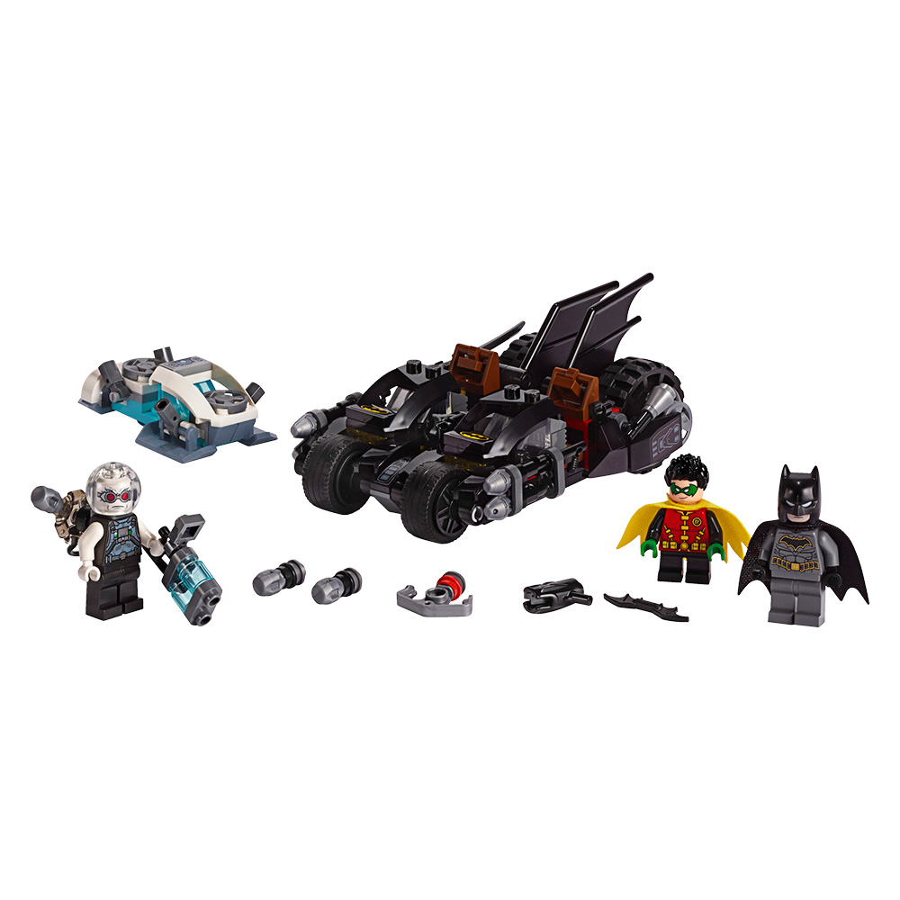 

Конструктор LEGO Super heroes Битва на бетоцикле Мистера Фриза (76118)