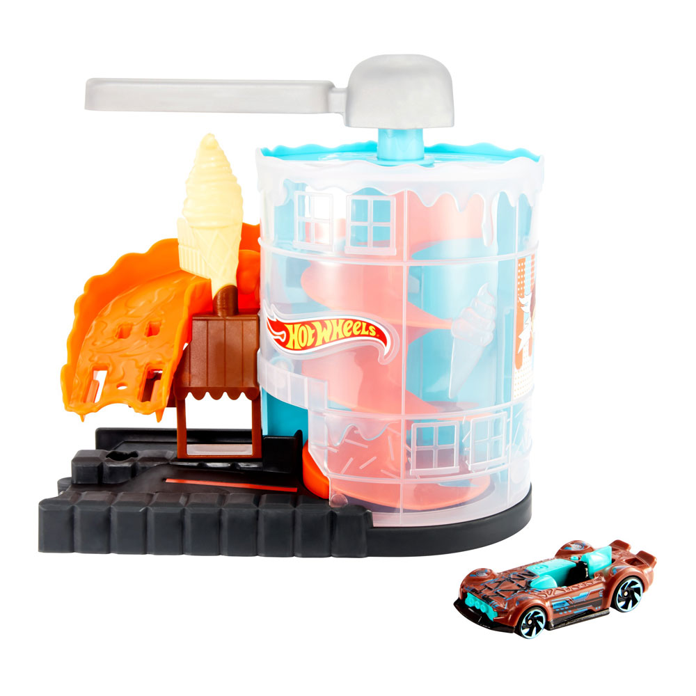 

Игровой набор Hot Wheels Необычайные приключения в городе Магазин мороженого (FRH28/GPD08)