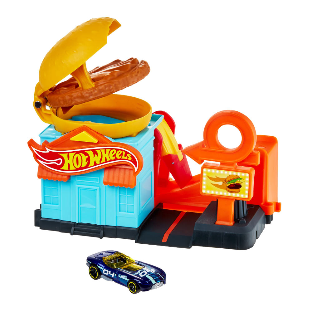 

Игровой набор Hot Wheels Необычайные приключения в городе Бургерная (FRH28/GPD09)