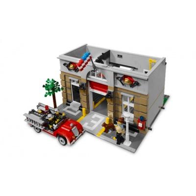 Конструктори LEGO - Конструктор Старовинне пожежне депо LEGO (10197)