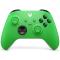 Ігрові приставки - Геймпад Xbox Microsoft бездротовий зелений (QAU-00091)