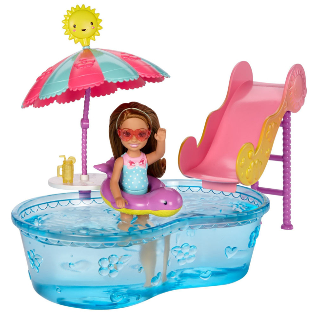 Ляльки - Набір Розваги Челсі у дворі Barbie басейн (DWJ45 / DWJ47) (DWJ45/DWJ47)
