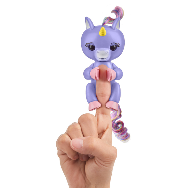 Фигурки животных - Интерактивная игрушка Fingerlings Единорог Алика фиолетовый 12 см (W37082/3709)