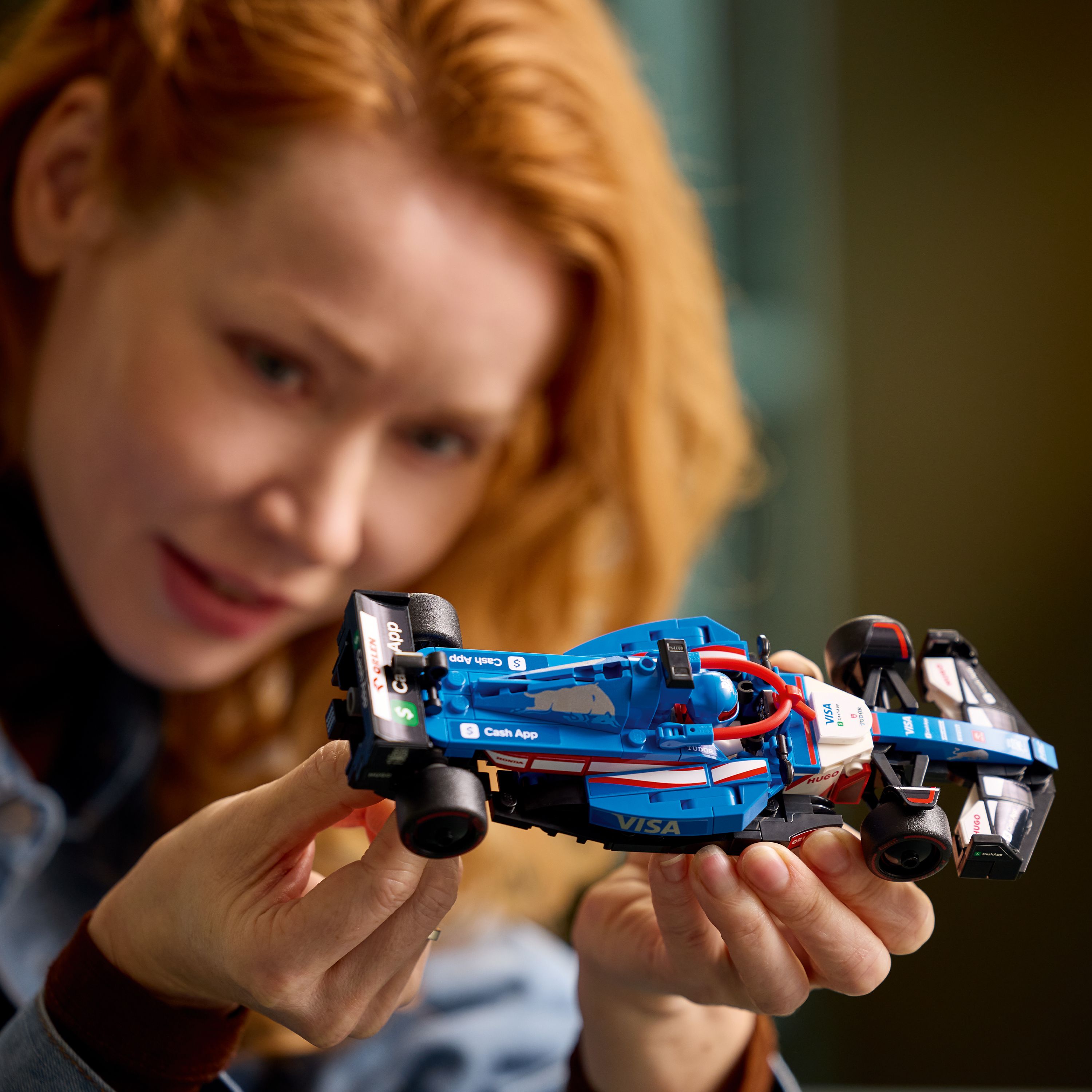 Конструктор LEGO Speed ​​Champions Автомобиль для гонки F1 Visa