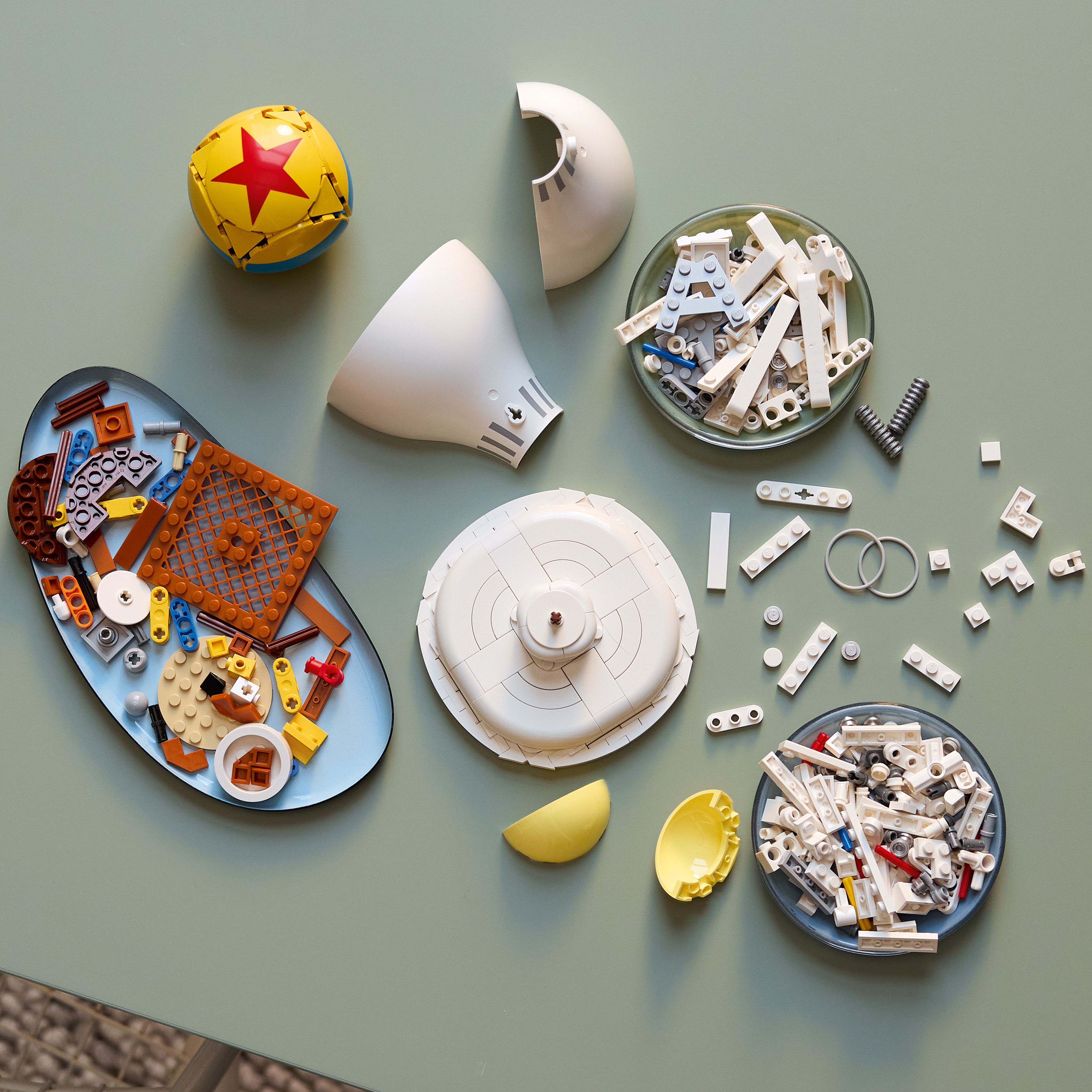 Конструктор LEGO Ideas Disney Pixar Luxo Jr. (21357) купить в
