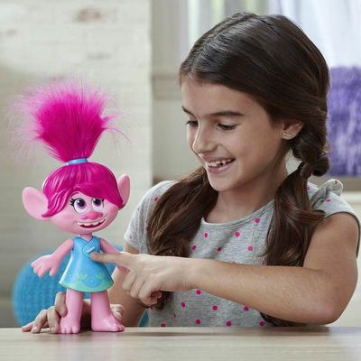 Фігурки персонажів - Фігурка Trolls S2 Світовий тур Мачок-суперзірка із звуковим ефектом (E9412)#3