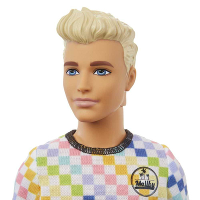 Ляльки - Лялька Barbie Fashionistas Кен Модник у кольоровій футболці та білих шортах (GRB90)#4