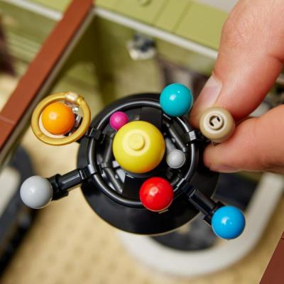 Конструкторы LEGO - Конструктор LEGO Icons Музей естественной истории (10326)#9