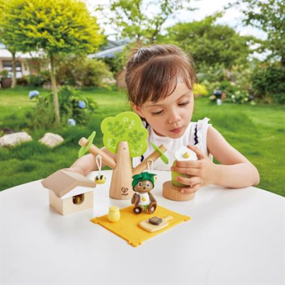 Фігурки тварин - Ігровий набір Hape Ведмедик і бджоли (E3415)#4