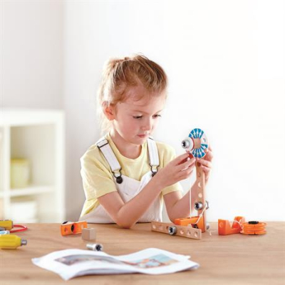 Конструкторы с уникальными деталями - Конструктор Hape Магнитная лаборатория 34 элемента (E3033)#4