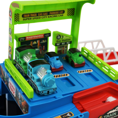 Паркінги і гаражі - Ігровий набір Країна Іграшок Паркінг Пригоди паровозиків (T922A)#3