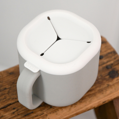 Товары по уходу - Чашка Beaba Pick 'n' Snack силиконовая серая (913565)#4