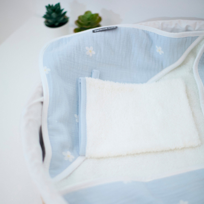 Товары по уходу - Полотенце Childhome Flower blue с капюшоном (CCBCMBF)#4