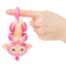 Фігурки тварин - Інтерактивна іграшка Fingerlings Мавпочка Розі рожева 12 см (W3760/3764)#3