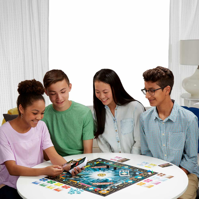 Настільні ігри - Настільна гра Hasbro Монополія з банківськими картками (B6677)#5