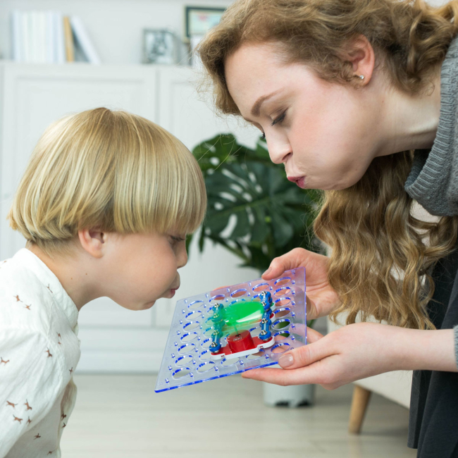 Научные игры, фокусы и опыты - Набор для опытов Znatok Альтернативная энергия 50 проектов (REW-K70690)#6