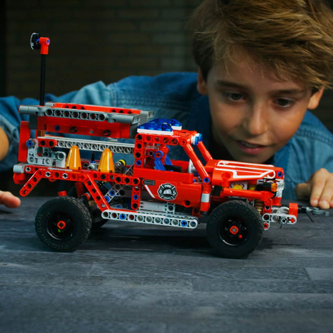 Конструктори LEGO - Конструктор LEGO Technic Служба швидкого реагування (42075)#5