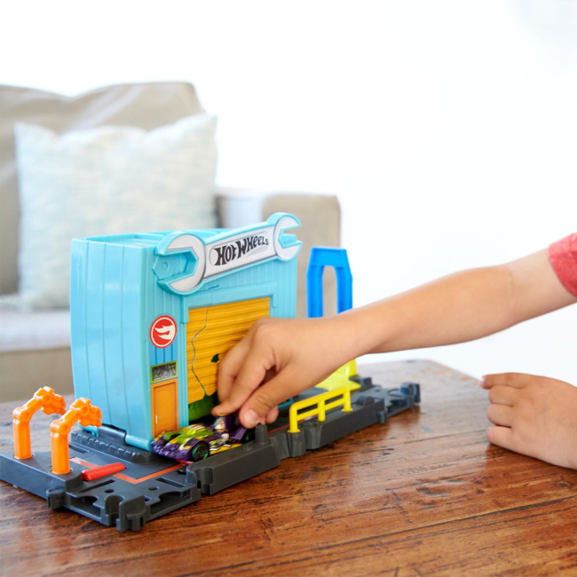 Паркінги і гаражі - Трек Hot Wheels Атака гаража алігатора (FNB05/FNB06)#4