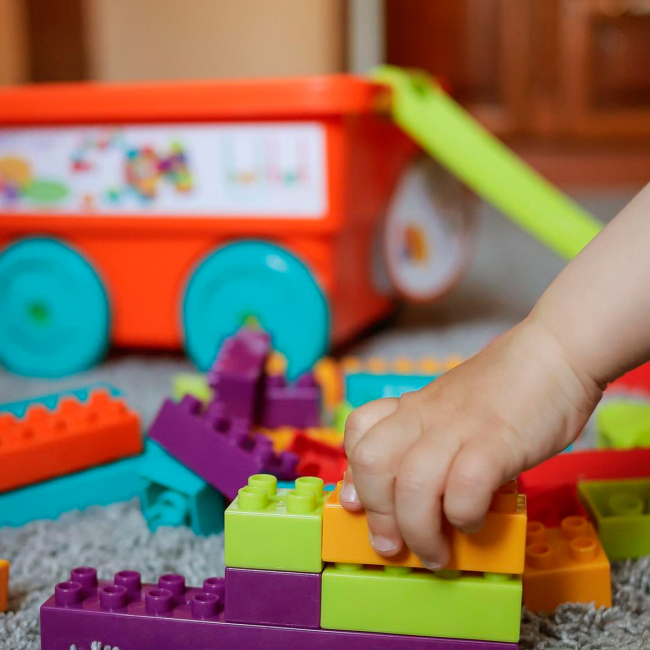 Блочные конструкторы - Конструктор Battat Архитектор 54 детали в коляске (BT2539Z)#9