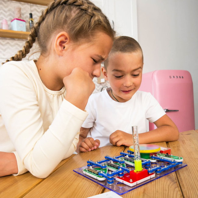 Наукові ігри, фокуси та досліди - Електронний конструктор Znatok Світло та колір (70799)#4