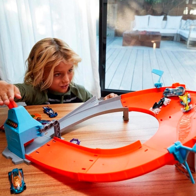 Автотреки - Трек Hot Wheels Action Соревнования за кубок чемпиона Drift Master (GBF81/GBF84)#5