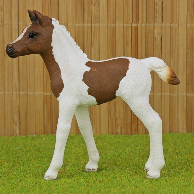Фигурки животных - Фигурка Schleich Horse Club Жеребёнок породы пинтабиан (13839)#2