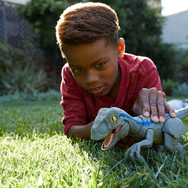 Фігурки тварин - Фігурка Jurassic World Primal pal Велоцираптор Блю (GFD40)#5