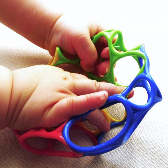 Развивающие игрушки - Развивающая игрушка Oball Гибкий мяч красно-желтый мультиколор 10 см (81024/81024-3)#3