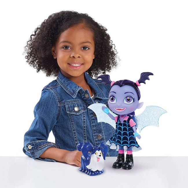 Ляльки - Набір Just Play Vampirina Вампіріна і Вольфі із звуковим та світловим ефектами (VP78040)#5