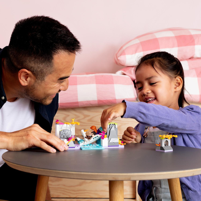 Конструктори LEGO - Конструктор LEGO Disney Princess Експедиція Анни на човні (41165)#8