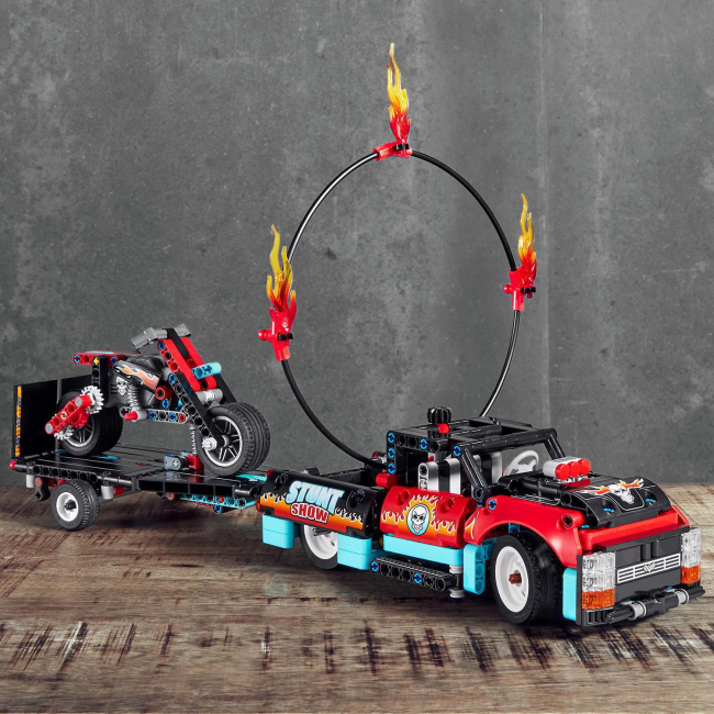 Конструкторы LEGO - Конструктор LEGO Technic Шоу трюков на грузовиках и мотоциклах (42106)#7