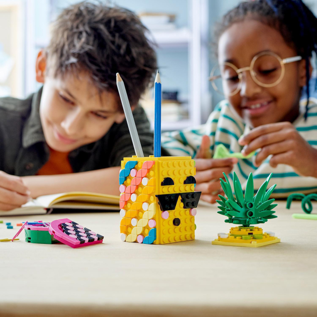 Конструктори LEGO - Конструктор LEGO DOTS Підставка під олівці «Ананас» (41906)#6