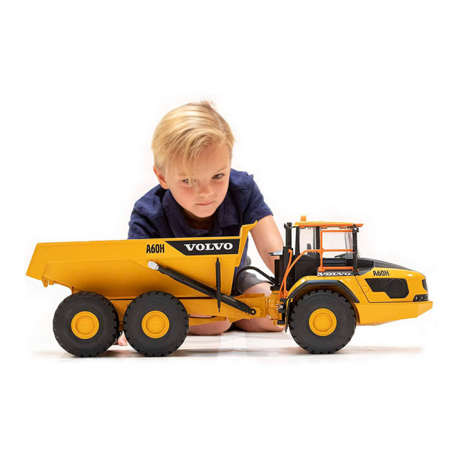 Транспорт і спецтехніка - Самоскид Bruder Volvo A60H (02455)#4