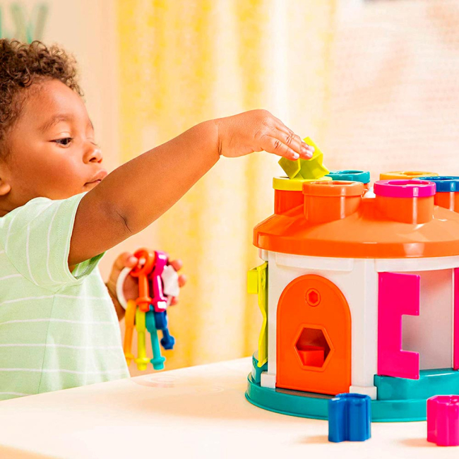 Розвивальні іграшки - Сортер Battat Lite Розумний будиночок 12 форм (BT2580Z)#4