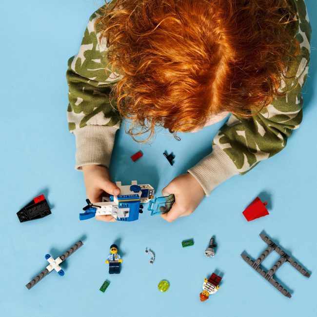 Конструктор LEGO City Полицейский вертолет (60275)#8