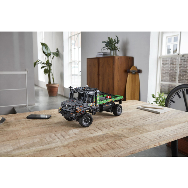 Конструкторы LEGO - Конструктор LEGO Technic Грузовик Mercedes-Benz Zetros 4x4 с управлением из приложения (42129)#4