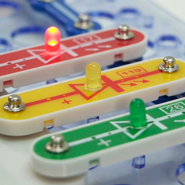 Наукові ігри, фокуси та досліди - Електронний конструктор Znatok Вивчення програмування Start (70830)#3