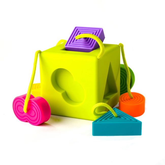 Игрушки для малышей - Сортер Fat Brain toys Oombee Cube (F120ML)#2